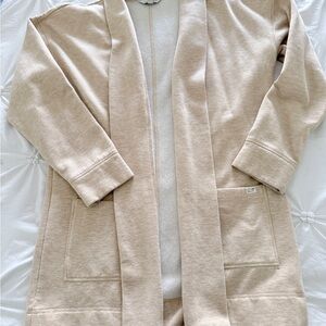 Vineyard Vines Tan and Cream Cardigan